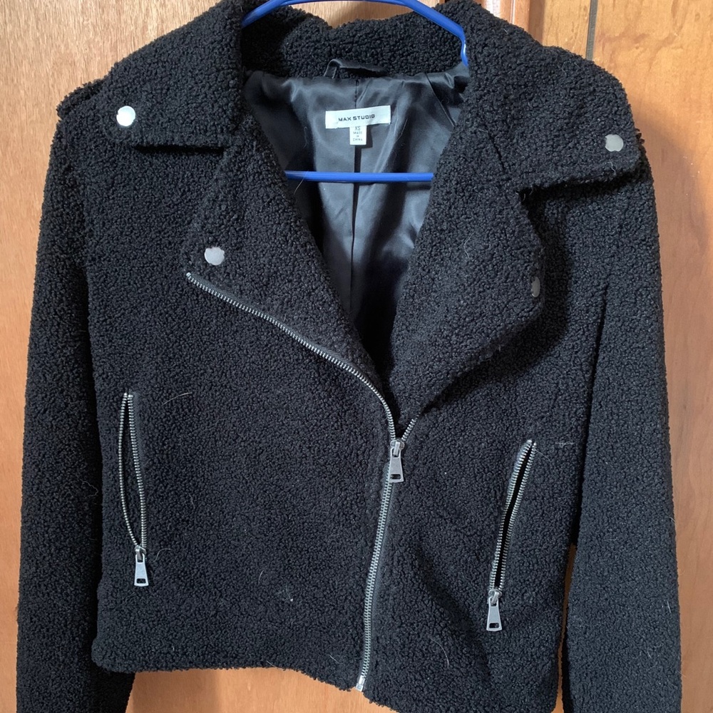 Jacket - Picture 2 of 3